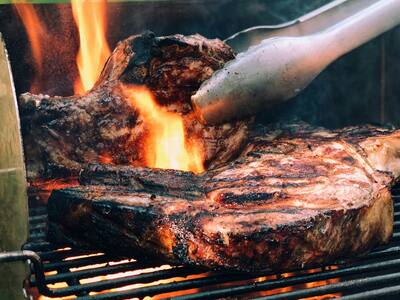 Ni cebolla ni detergente: Con esta mezcla casera podrás limpiar tu parrilla y dejarla como nueva