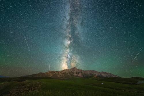 Nueva lluvia de estrellas se podrá ver en Chile: Hasta 25 meteoros cruzarán el cielo