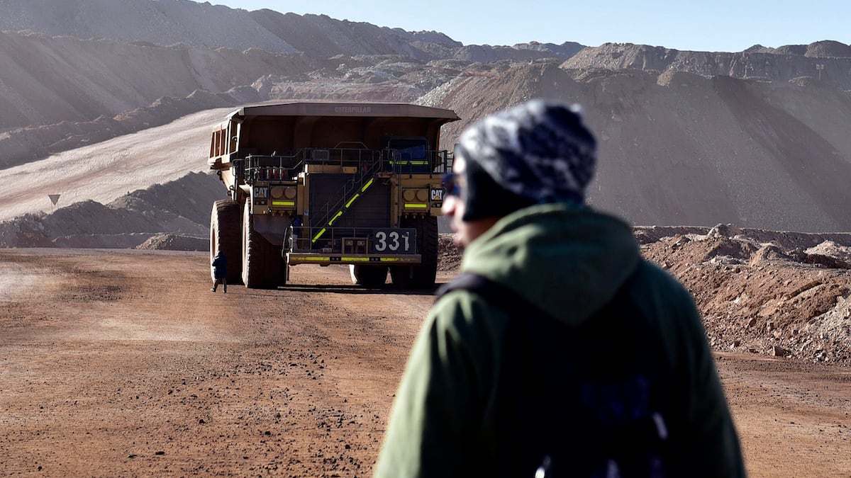 Minero trabajando en Antofagasta, una de las ciudades de Chile donde mejor salario se puede cobrar. (Foto: Aton)