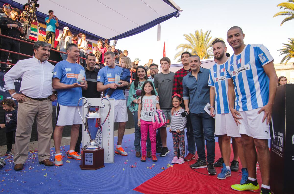 Ronaldinho dirá presente en el Mundial de Fútbol Tenis 2019 y un gran partido de exhibición
