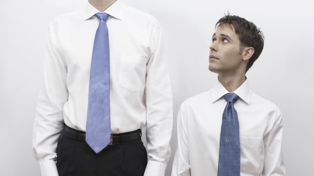 ¿Chicos pero peligrosos?: Estudio revela que los hombres bajos son más propensos a ser psicópatas