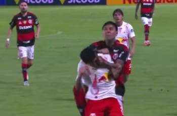 VIDEO | Erick Pulgar se fue expulsado en Flamengo y se pierde el partido contra Santos