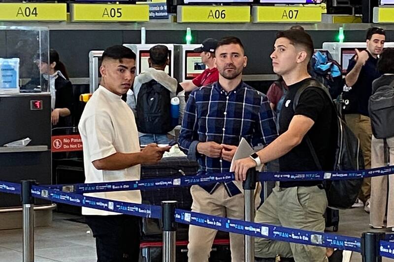 no pudo concretar su viaje a Rusia. Créditos: Camila Soto, Canal 13.