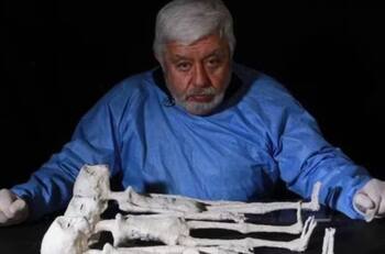 UFO fake: Quién es Jaime Maussan, el ufólogo que presentó supuestas momias alienígenas en el congreso mexicano