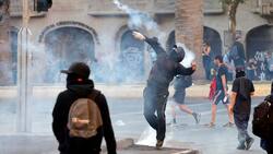 Manifestaciones por aniversario de estallido social deja tres detenidos y tres heridos en la Región Metropolitana