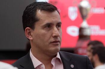 Encontró trabajo: Enrique Osses se encargará de instruir a los árbitros en el fútbol mexicano