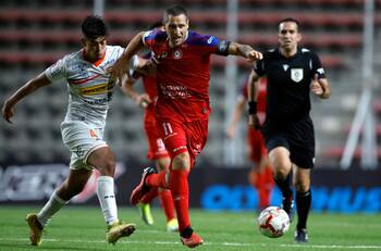 Luciano Aued encontró club tras salir de La Calera: jugará en Liverpool de Montevideo