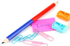 Vuelta a clases: esta es la forma económica e ideal para marcar los lápices de tus niños con divertidas etiquetas