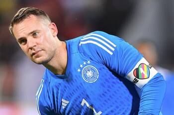 Irresponsabilidad que cuesta caro: Bayern Múnich busca a figura del Mundial para reemplazar a Manuel Neuer