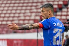 “Dicen que Charles Aránguiz es callado, pero cuando saca la voz, todos callan y prestan atención”