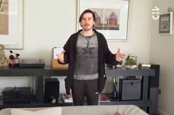 Con espacio para sus pasiones por la jardinería y carpintería: Álvaro Espinoza muestra su casa en "La Divina Comida"