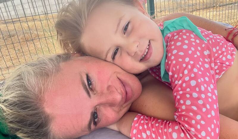 muestra la dieta vegana de su hija.