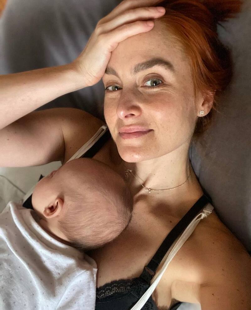 Su hija, Rosa, cumple dos meses de vida / Instagram.