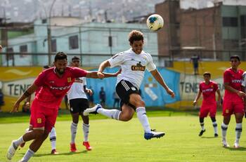Disponible para el mercado chileno: Omar Merlo no continuará en Sporting Cristal de Perú