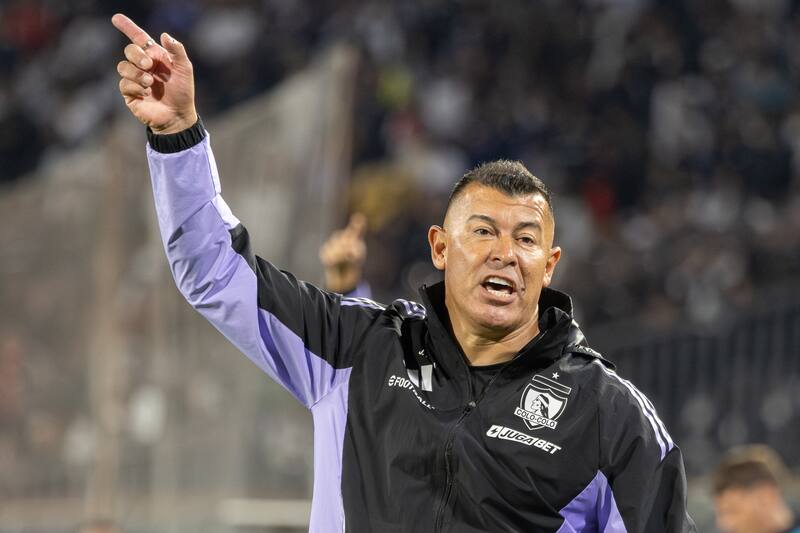 y sus razones para no dejar Colo Colo. Foto: Felipe Escobedo.