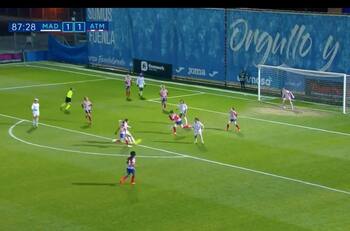 VIDEO | ¡Inatajable! Karen Araya se matriculó con un golazo ante el Atlético de Madrid