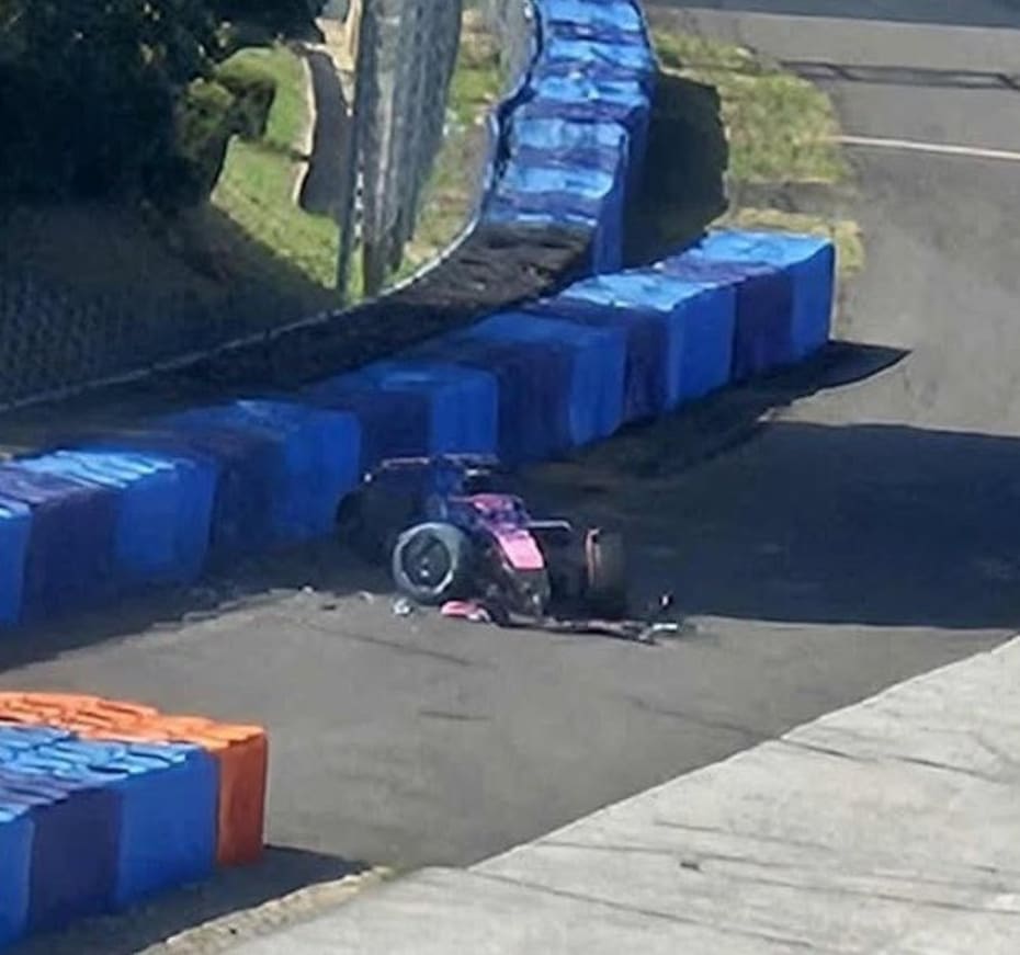 El piloto argentino se encuentra en buenas condiciones tras su accidente.