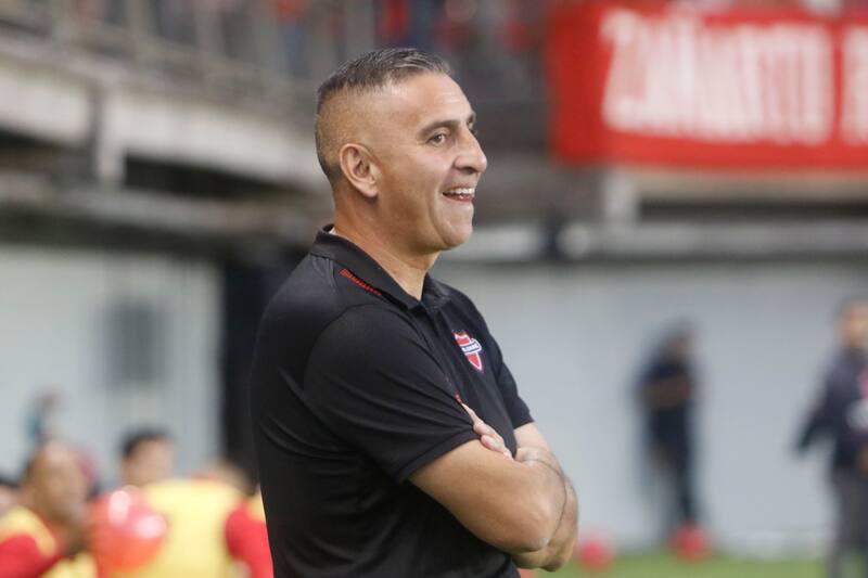 Jaime García no podrá estar ante Curicó Unido por estar sancionado. Foto: Agencia Aton.