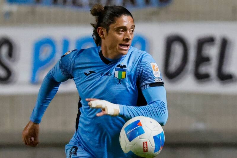 El futbolista está cortado, no juega hace más de dos meses y termina su contrato a final de año.