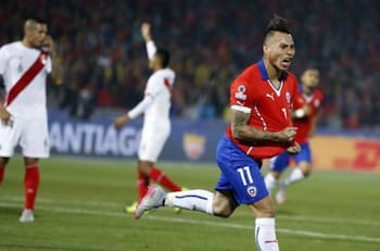 VIDEO | Se cumplen 7 años del golazo de Eduardo Vargas por La Roja vs Perú en la Copa América 2015
