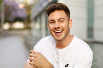 Quién es Sebastián Zerené, cantante chileno e hijo de Viviana Nunes