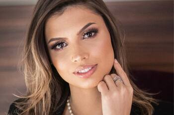 Con un gran juguete: Thais Jordão muestra el insólito método que empleó para bañar a su hijo, Héctor