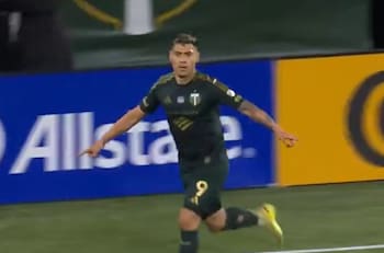 VIDEO | Felipe Mora sigue encendido en la MLS y ahora marcó este gol clave para el Portland Timbers