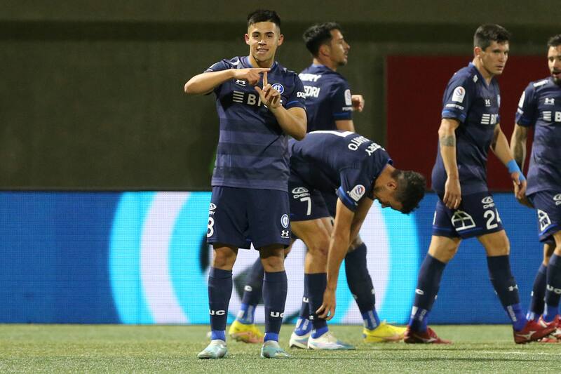 Alexander Aravena es una de las grandes promesas de Universidad Católica. Crédito: Agencia Aton.