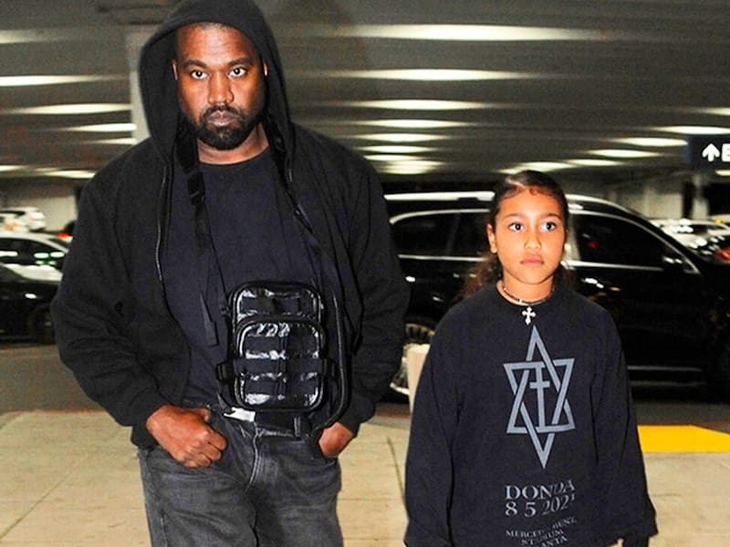 North West junto a su padre Kanye West.