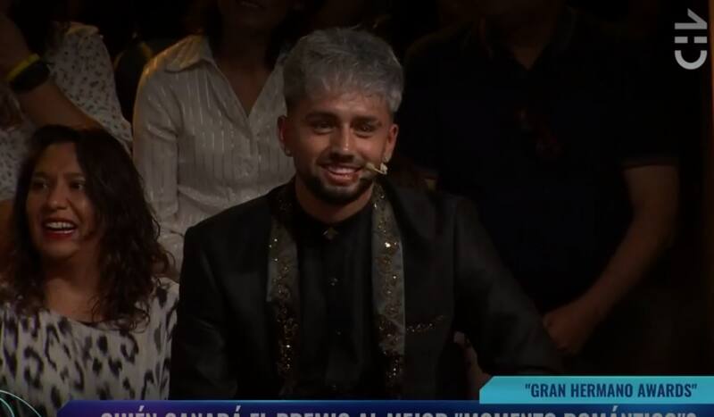 Reveló la verdad tras la historia del anillo.