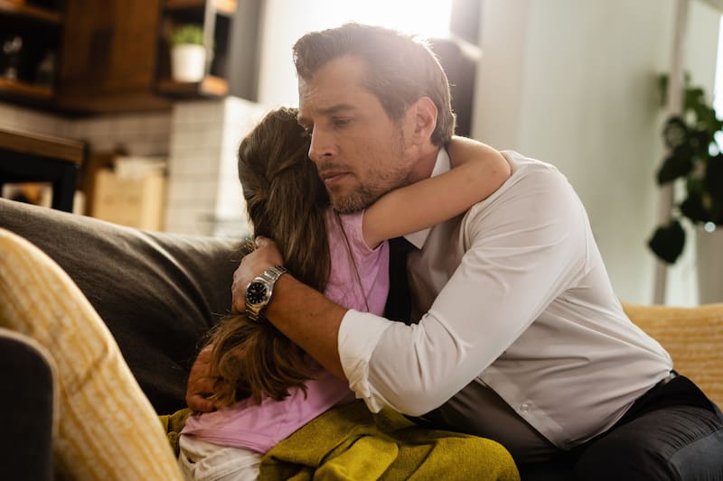 La contención emocional de los padres es fundamental para enfrentar el acoso escolar.