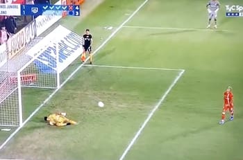 VIDEO | Mal debut: Argentinos Jrs. de Brayan Cortés y Leandro Fernández es eliminado por penales en Argentina