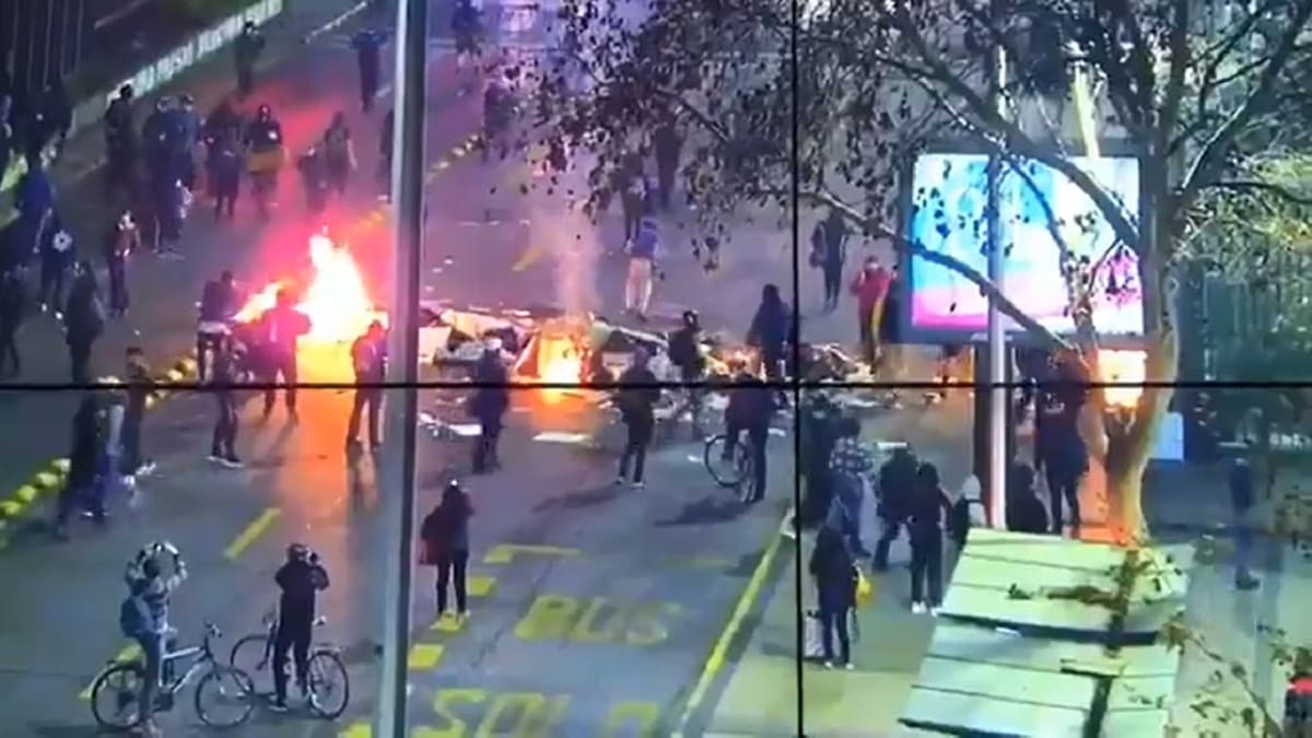 Manifestación por los presos del estallido social termina con incidentes en la Alameda