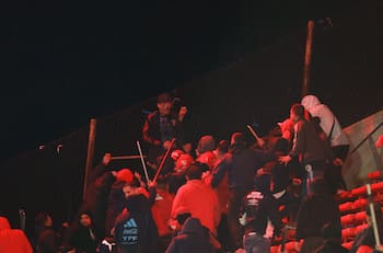 “Tengo un hundimiento en el cráneo”: las crudas secuelas de hincha de la U golpeado en Avellaneda