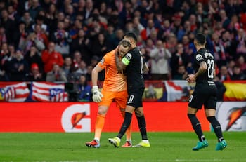 VIDEO | ¿Fue su idea? Aseguran que Cuti Romero habría pedido el cambio de arquero en el Tottenham