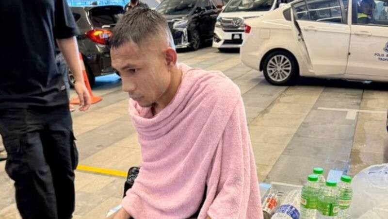 Faisal Halim tras el ataque.