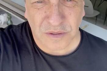 "Lo he extrañado": El sentido mensaje de Julio César Rodríguez a Chicoku, trabajador de "Contigo en la Mañana"