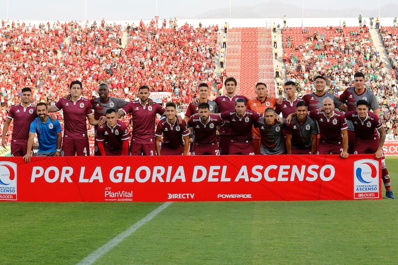 Luis Marcoleta dirigió toda la temporada, salvo el partido final con el que los papayeros derrotaron a Temuco en la liguilla de ascenso.