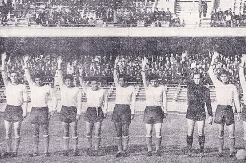 Los penquistas recordaron su debut en el profesionalismo frente a Colchagua en 1966. Foto: Club Social y de Deportes Concepción.