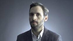 Daniel Matamala se vacunó como voluntario del ensayo clínico para la vacuna de Oxford y AstraZeneca