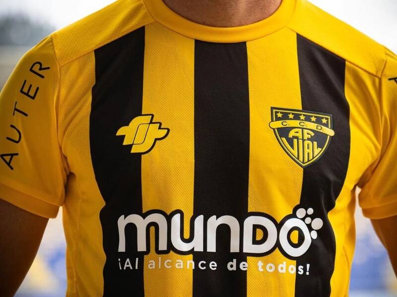 está cerca de la desafiliación por el uso de boletas de garantía