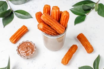 Receta de churros caseros: aprende a hacer esta simple preparación, perfecta para los días fríos