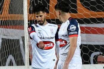 Los "fichajes fantasmas" entre Deportes Melipilla y Lautaro de Buin que escandalizan al fútbol chileno