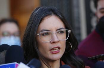 ¿Bono, subsidio o IFE de invierno?: Ministra Vallejos indica la fecha en que se presentará el aporte