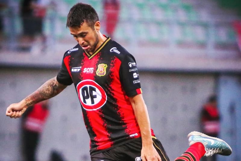 El volante en Rangers de la Primera B. Foto: @jorqueracris