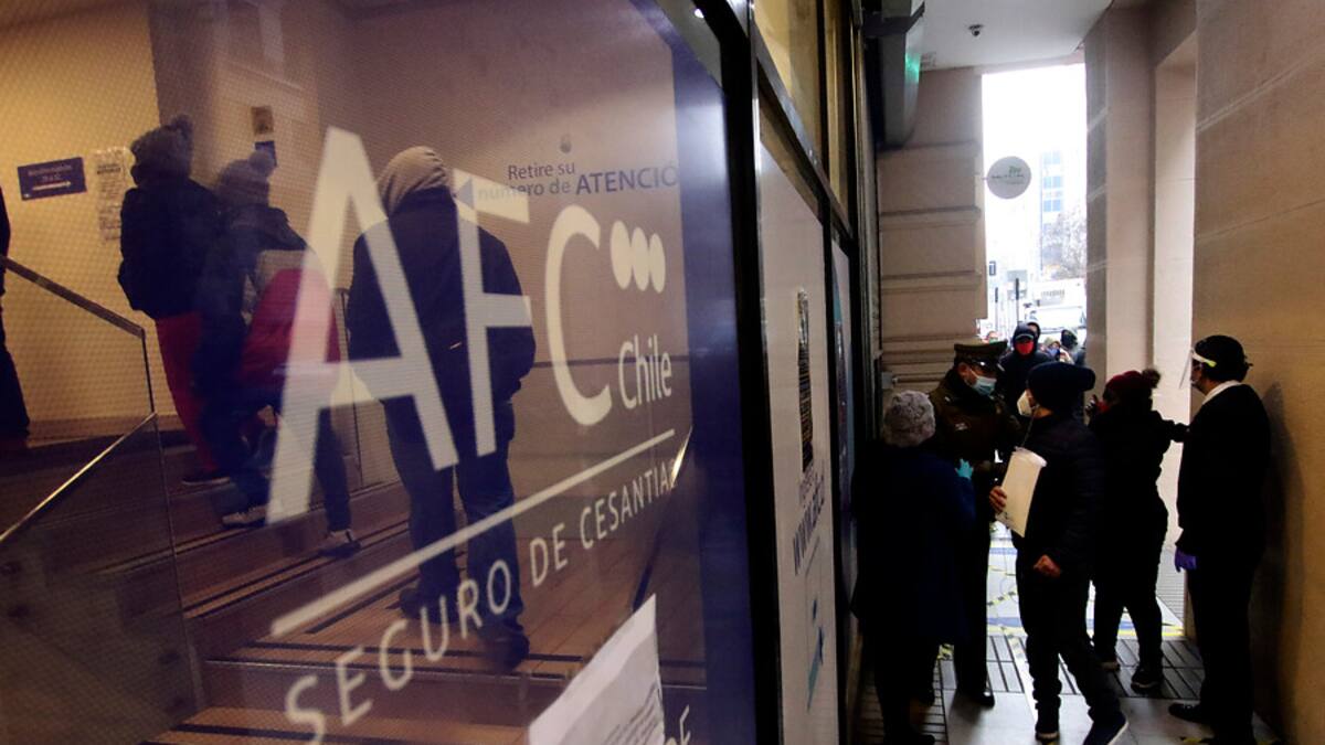 Seguro Cesantía: Revisa si eres beneficiario de los pagos extras