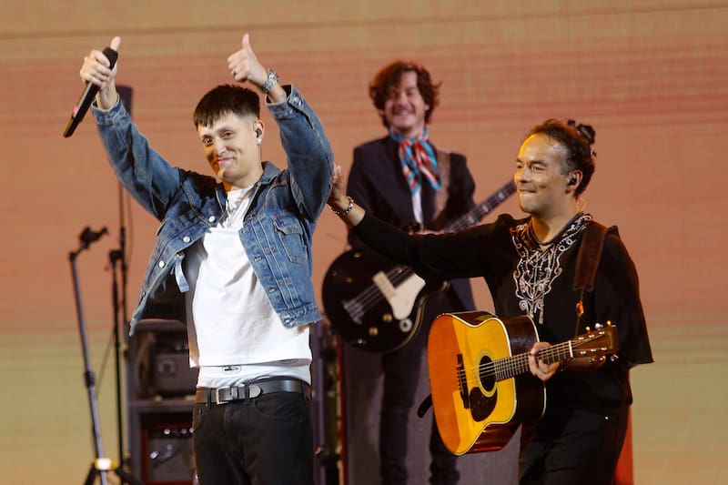 Kidd Voodoo nos sorprendió a todos al cantar "Nada nuevo bajo el sol" en la presentación de Los Bunkers en el Festival de Viña 2024