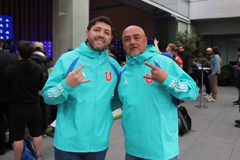 estuvieron en la presentación de la nueva camiseta de la U.