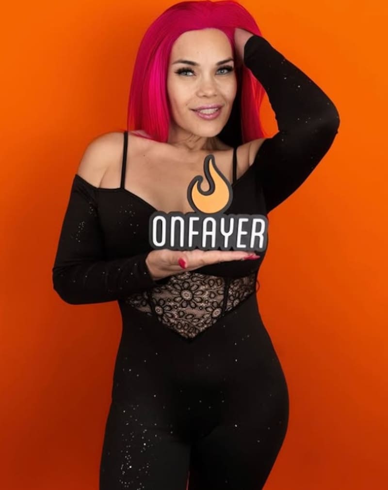 La bailarina debutó en plataforma para adultos. Créditos: Instagram