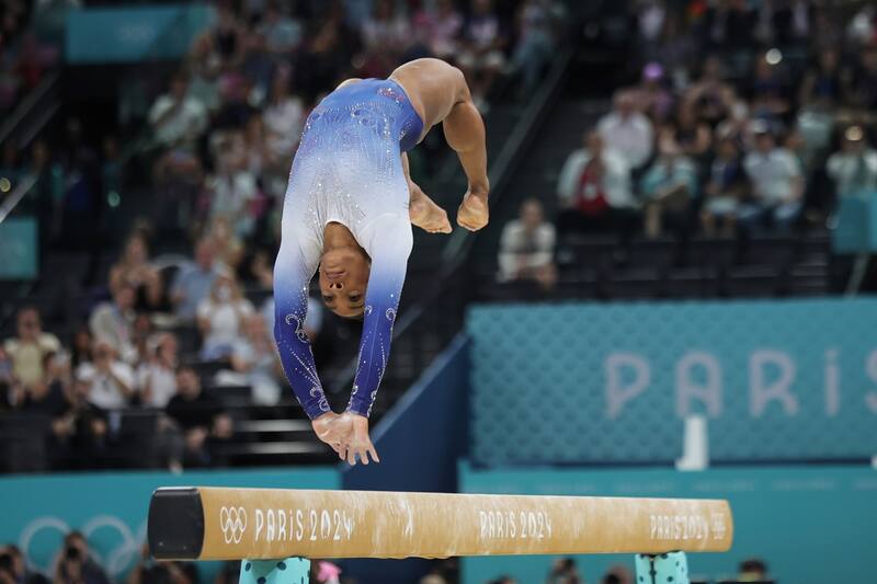quedó en el quinto lugar tras caer en la barra de equilibrio.
